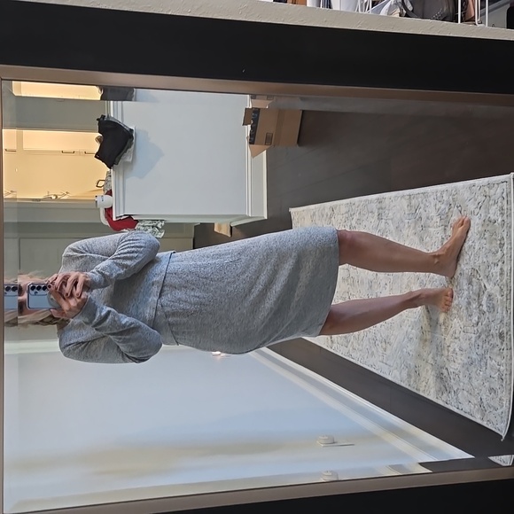 Motherhood Maturnity Dress - Picture 4 of 5